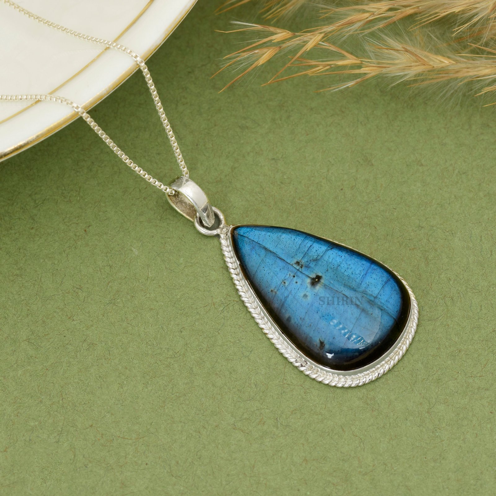 Labradorite 925 Sterling Silver Pendant - Image 3