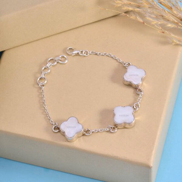 Mother of Pearl 925 Pure Silver Clover Leaf Bracelet - Image 4