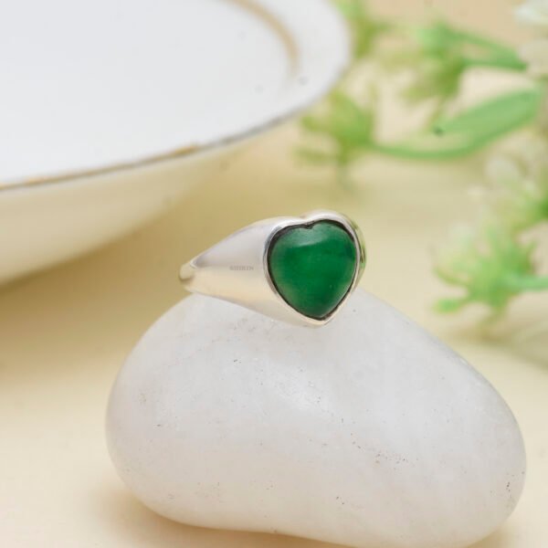 Green Aventurine Heart Shape Ring – 925 Sterling Silver